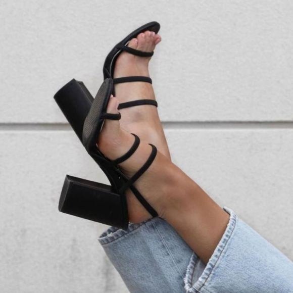 Shoes - Strappy Block Heel Sandals in Black
